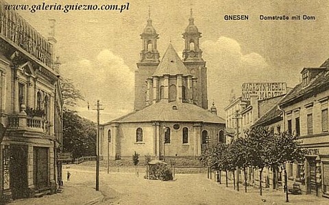 Katedra w Gnieźnie na starej pocztówce