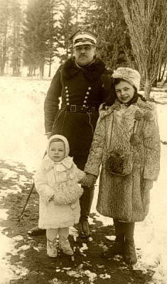 Stanisław Rostworowski z córką i synem w 1937r.